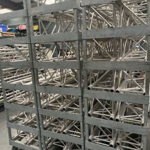 Structure